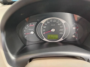 vînd Hyundai Tucson  - imagine 4
