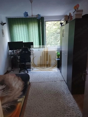 Apartament 3 camere cu parcare chiar lângă scara blocului - imagine 2