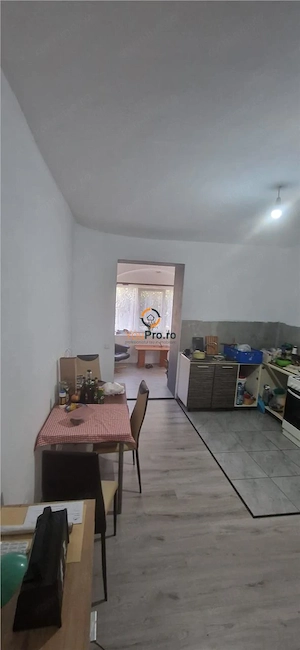Decomandat 2 Camere   Curte Comuna cu Loc de Parcare   Zona Traian - imagine 11