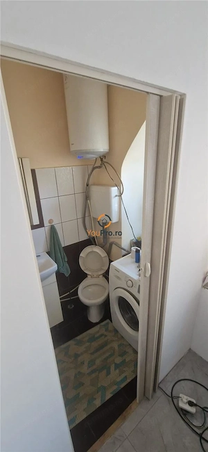 Decomandat 2 Camere   Curte Comuna cu Loc de Parcare   Zona Traian - imagine 4