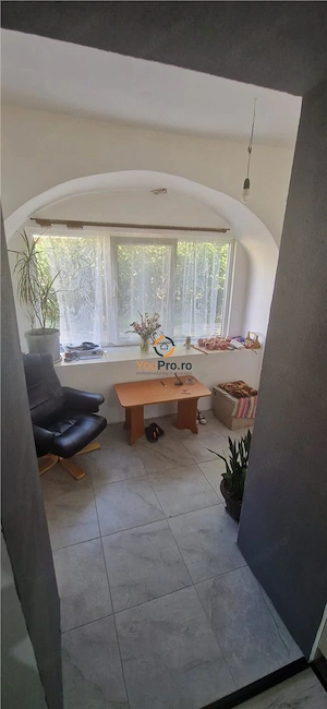 Decomandat 2 Camere   Curte Comuna cu Loc de Parcare   Zona Traian - imagine 3