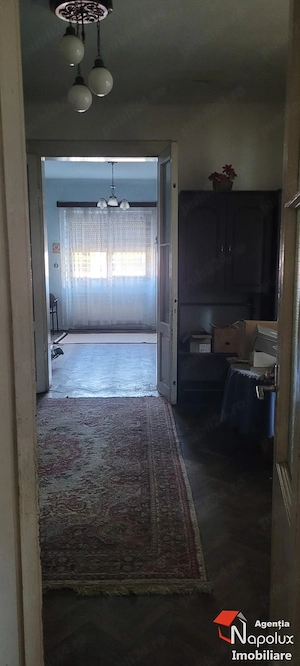   Casă individuală de vânzare în Gruia   teren generos de 601 mp - imagine 2
