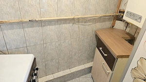 Vand apartament cu 4 camere in Deva, zona Decebal (Cuza Voda, Catedrala), etaj 2, bloc de 4 etaje, - imagine 6