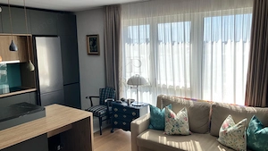 ARADULUI - 2 CAMERE - ETAJ RETRAS - LOC DE PARCARE INCLUS - imagine 5