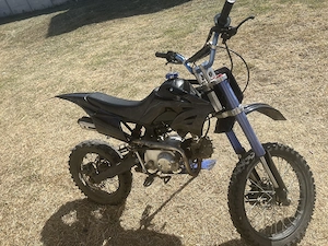 De vânzare  motocros 125cc  Mai multe detalii în privat sau la     - imagine 2