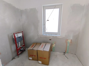 Duplex modern - finisaje la alegere - toate utilitatile - imagine 7