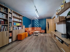 Apartament decomandat,4 camere,2bai,etaj 1 Lipovei,mobilat si utilat