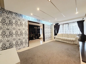 Apartament spațios cu 4 camere de închiriat în Mazepa   lângă Școala nr. 28