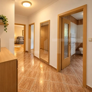 Apartament de vanzare, 69 mp, zona Centrala ,cu parcare - imagine 6