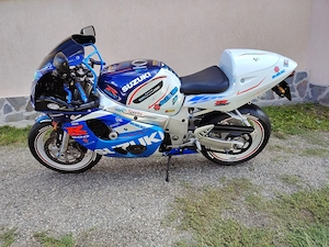 Suzuki gsxr 600 ! ca NOU - imagine 2