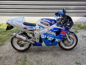 Suzuki gsxr 600 ! ca NOU - imagine 1