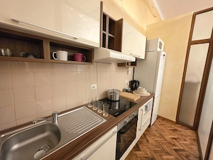 Apartament 3 camere de închiriat   Ultracentral, Piața Victoriei | Clădire istorică- 2540 - imagine 9