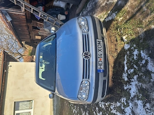 Vand golf 4 pe benzina