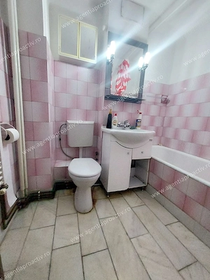 Apartament 4 camere, etaj 1, zona Port   aproape de Faleza Dunării - imagine 6