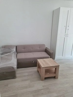 Închiriez  apartament cu 2 camere decomandat in bloc nou cu centrala proprie loc de parcare subteran - imagine 2