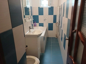 Inchiriem apartament 3 camere ,bloc tip C ,etaj 2 ,mobilat si mobilat - imagine 4