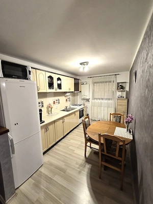 Apartament 2 camere, decomandat, Buna Ziua - imagine 2
