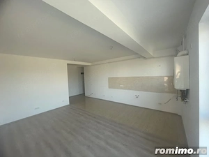 2 camere la 2 minute de statia de autobuz Benzinaria Eso