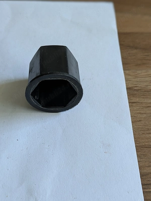 Capacele piulite roti Dacia 1300 - imagine 2