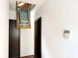 Casa individuala, 3 camere, 250 mp teren - Dumbravita - imagine 11