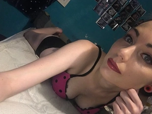 Show, Sexting, sexting dominare cu mesaje vocale, Poze si filmulete deocheate       