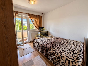 Apartament 3 camere decomandate, str.9 Mai - imagine 4