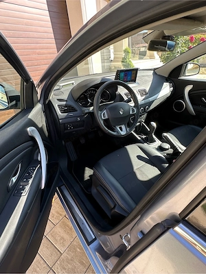 Renault Fluence 1.6 16V + Gaz 65000km - imagine 5