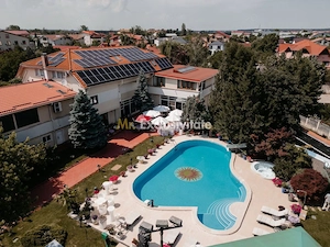 Resedinta premium| Teren de tenis | Piscină încălzită | Infrastructură completă!
