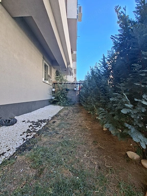 Apartament 2 camere part + gradina de 27 m pătrați+ parcare cadastrata decomandat Popesti -Leordeni  - imagine 4