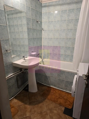 Vanzare apartament 2 camere bd Decebal stradal, parking - imagine 9