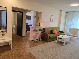 Vanzare apartament 2 camere bd Decebal stradal, parking - imagine 2