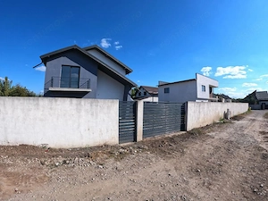 CASĂ DE VÂNZARE | 156 MP UTILI | TEREN 418 MP | 3 CAMERE | 2 BĂI - imagine 12