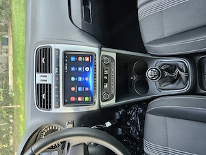 VW Polo 1.2MPI MATCH Navigatie ÎncălzireScaune Clima SenzoriParcare CamerăMarșarier Bluethoot  - imagine 18