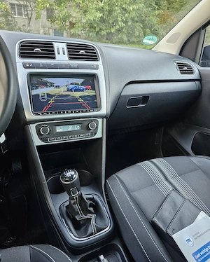 VW Polo 1.2MPI MATCH Navigatie ÎncălzireScaune Clima SenzoriParcare CamerăMarșarier Bluethoot  - imagine 16