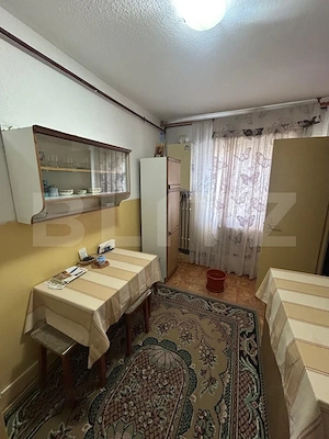 Apartament 3 camere, 70 mp, zona Gaesti - imagine 6