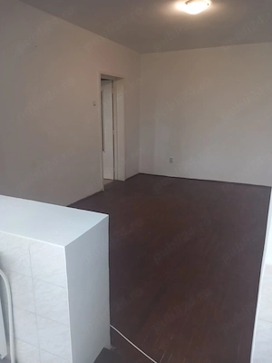 Proprietar închiriez apartament 3camere  - imagine 4