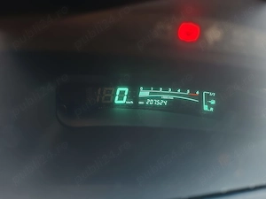 Vând Toyota Yaris 1.4 D-4D, diesel, 2950 euro - imagine 9