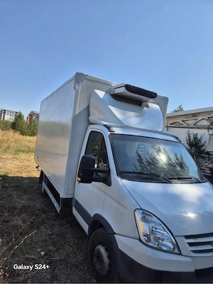 Vând Iveco Daily 35C15, autoutilitară N1, an fabricație 2009, motor 3.0 Diesel   145 CP, cutie manua