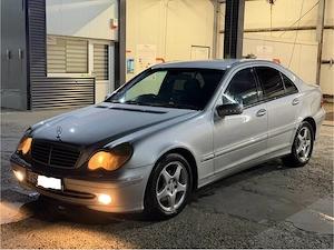 Mercedes C200 kompressor 2004 automat volan dreapta - imagine 5