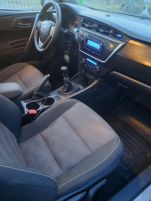 vind toyota auris - imagine 4