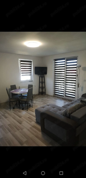 Închiriez ap 2 camere 