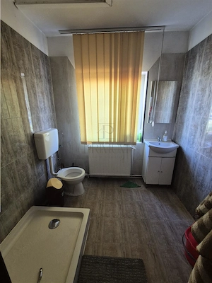 MEHALA - APARTAMENT 2 CAMERE LA VILA - DECOMANDAT - TERASA SI CURTE - imagine 8