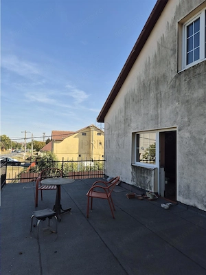 MEHALA - APARTAMENT 2 CAMERE LA VILA - DECOMANDAT - TERASA SI CURTE - imagine 9