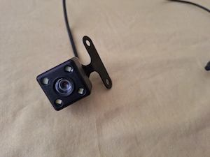Camera marsarier auto universala cu 4 LED pentru viziune nocturna, rezistenta la apa IP67, conector 