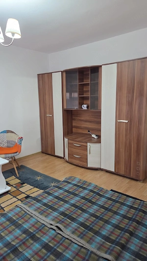 Garsoniera decomandata zona Tomis mall  Constanța  - imagine 3