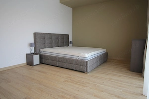 Apartament cu 3 camere de închiriat în zona Nord - imagine 12