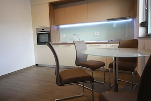Apartament cu 3 camere de închiriat în zona Nord - imagine 2