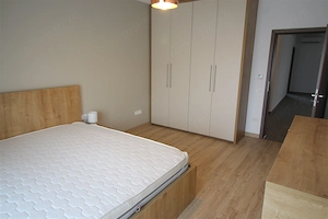Apartament cu 3 camere de închiriat în zona Nord - imagine 15