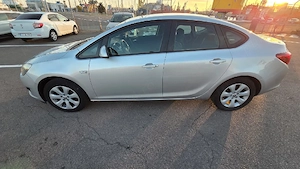 Vand Opel Astra 2019 - imagine 3