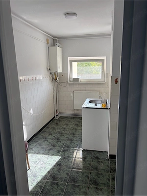 Vând apartament 2 camere ultracentral - imagine 7